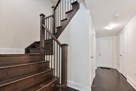 Photo 5 at 18 Kenneth Wood Crescent, Newtonbrook East, Toronto