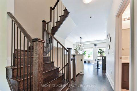 Photo 9 at 18 Kenneth Wood Crescent, Newtonbrook East, Toronto
