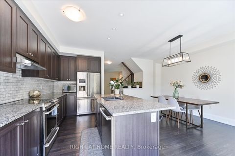 Photo 10 at 18 Kenneth Wood Crescent, Newtonbrook East, Toronto