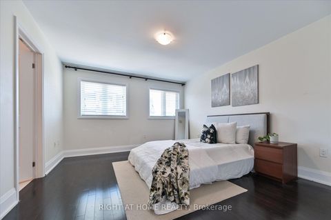 Photo 17 at 18 Kenneth Wood Crescent, Newtonbrook East, Toronto