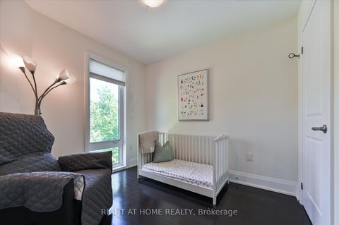 Photo 21 at 18 Kenneth Wood Crescent, Newtonbrook East, Toronto