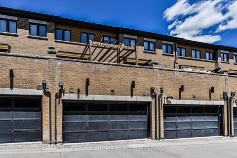 Photo 23 at 18 Kenneth Wood Crescent, Newtonbrook East, Toronto