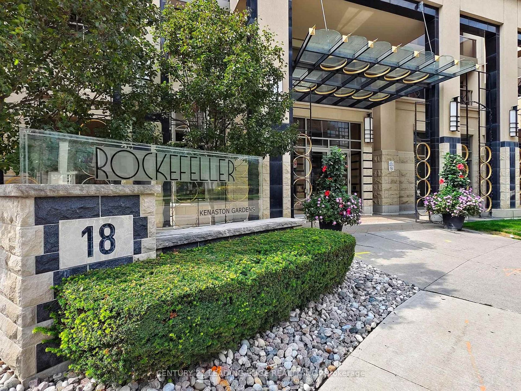 1601 - 18 Kenaston Garden, Bayview Village, Toronto 2