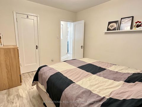 Photo 21 at 688 Sammon Avenue, East York, Toronto