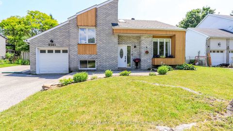 Photo 1 at 2281 Scythes Street, Stroud, Innisfil