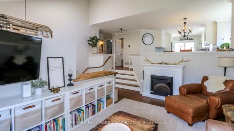 Photo 7 at 2281 Scythes Street, Stroud, Innisfil