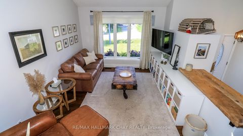 Photo 10 at 2281 Scythes Street, Stroud, Innisfil