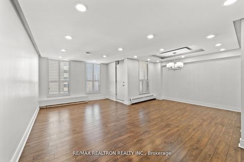 Photo 14 at 702 - 130 Neptune Drive, Lawrence, Toronto