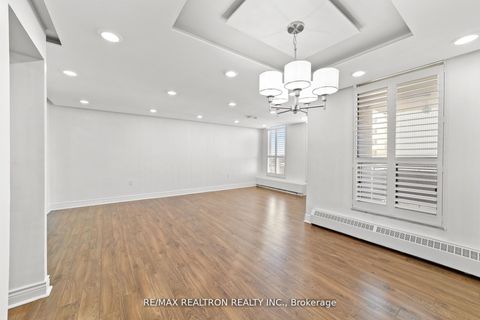 Photo 19 at 702 - 130 Neptune Drive, Lawrence, Toronto