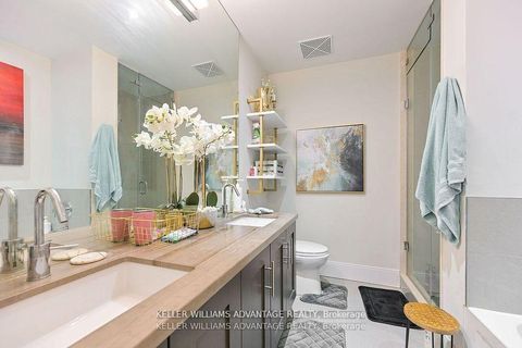 Photo 12 at 616 - 29 Queens Quay E, Waterfront Communities C8, Toronto