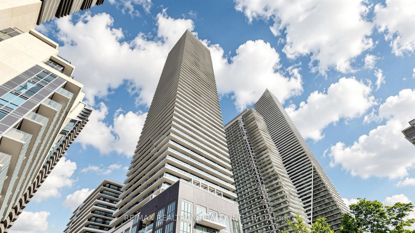 4109 - 70 Annie Craig Drive, Mimico, Toronto photo number 2