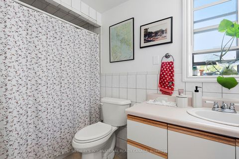 Photo 9 at 376 Sunnyside Avenue, Swansea, Toronto