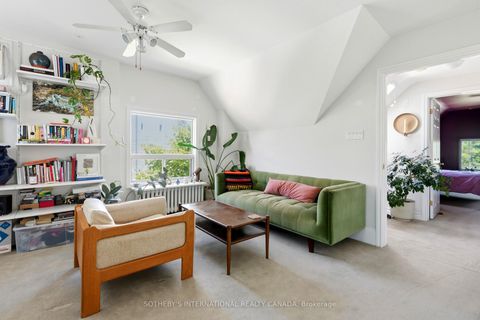 Photo 15 at 376 Sunnyside Avenue, Swansea, Toronto