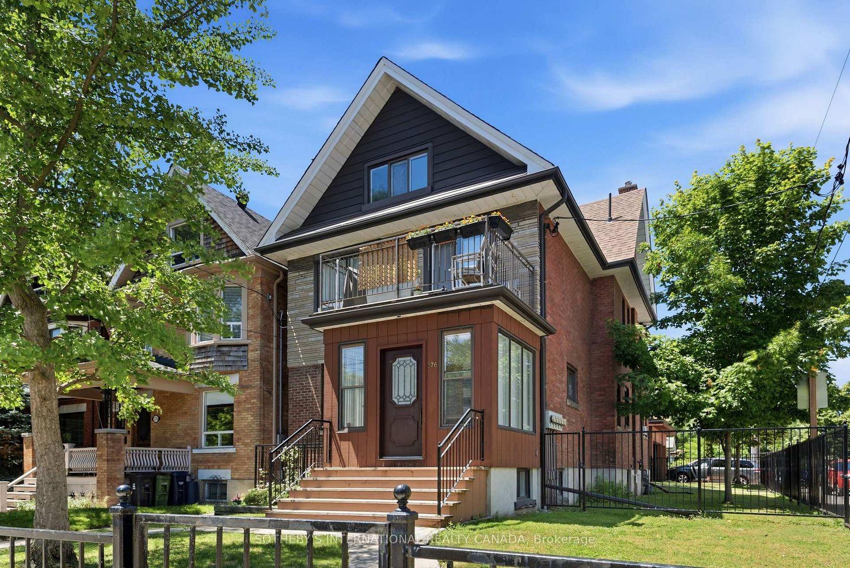 376 Sunnyside Avenue, Swansea, Toronto 