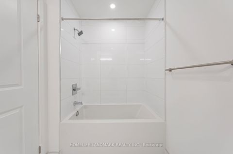 Photo 12 at 5502 - 395 Bloor Street E, North St. James Town, Toronto