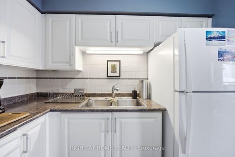 Photo 9 at 1602 - 298 Jarvis Street, Yonge Corridor, Toronto