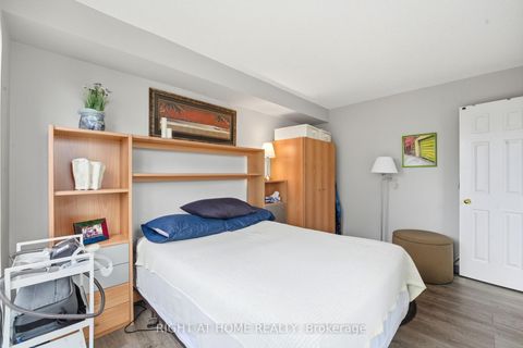 Photo 16 at 1602 - 298 Jarvis Street, Yonge Corridor, Toronto
