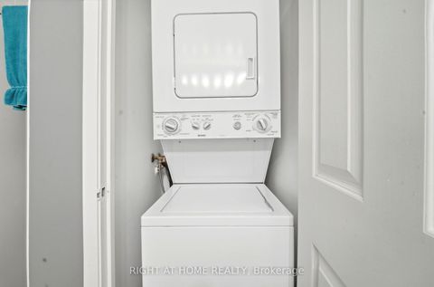 Photo 19 at 1602 - 298 Jarvis Street, Yonge Corridor, Toronto