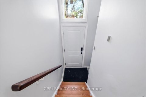 Photo 1 at 14 - 2 Davisbrook Boulevard, Sullivan, Toronto