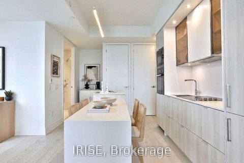 Photo 1 at 5702 - 11 Yorkville Avenue, Annex, Toronto