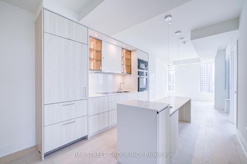 Photo 6 at 2312 - 11 Yorkville Avenue, Annex, Toronto