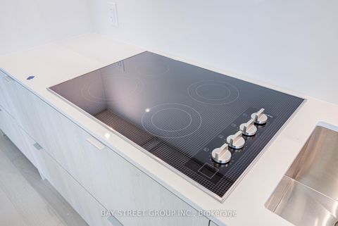 Photo 16 at 2312 - 11 Yorkville Avenue, Annex, Toronto