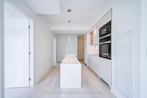 Photo 19 at 2312 - 11 Yorkville Avenue, Annex, Toronto