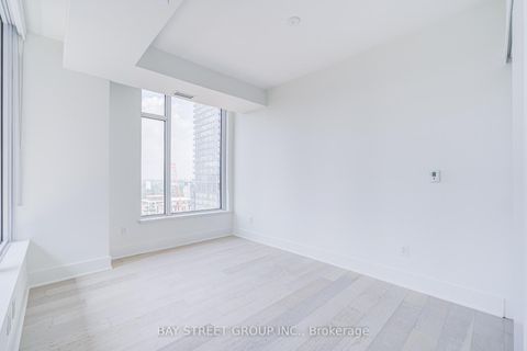 Photo 27 at 2312 - 11 Yorkville Avenue, Annex, Toronto