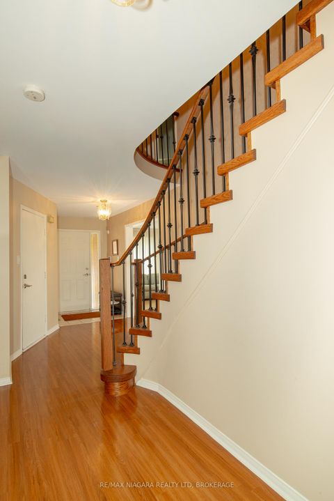 Photo 16 at 120 Janesville Road, Uplands, Vaughan