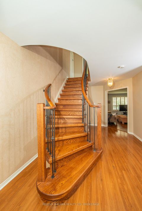 Photo 17 at 120 Janesville Road, Uplands, Vaughan