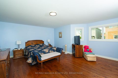 Photo 18 at 120 Janesville Road, Uplands, Vaughan