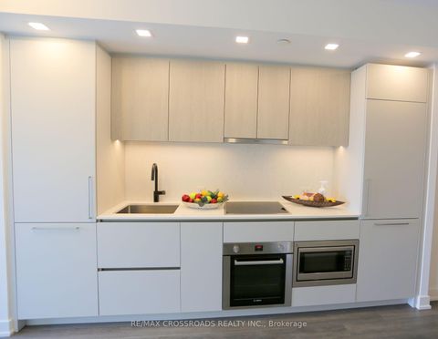 Photo 6 at 2801 - 609 Sherbourne Street, North St. James Town, Toronto
