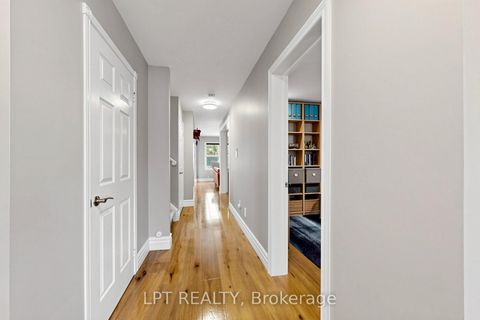 Photo 27 at 30 Pentland Crescent, Maple, Vaughan
