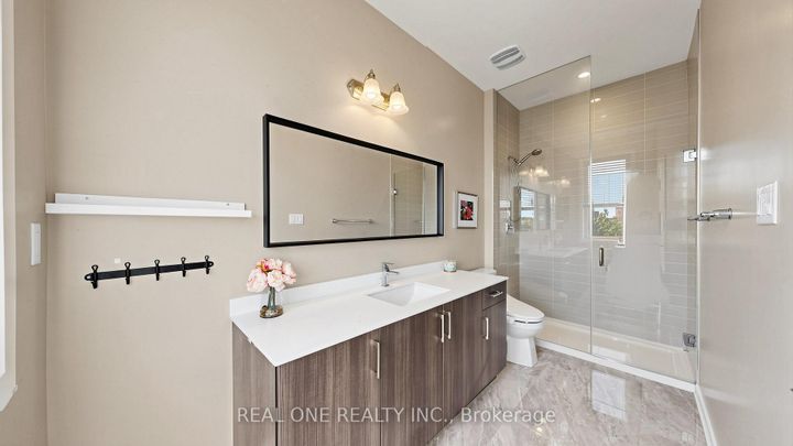 Photo 21 at 3151 Mintwood Circle, GO Glenorchy, Oakville