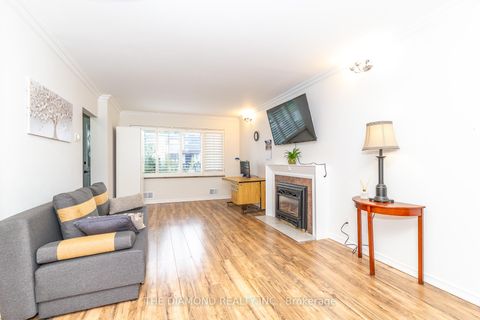 Photo 2 at 75 Glen Agar Drive, Rosethorn, Toronto