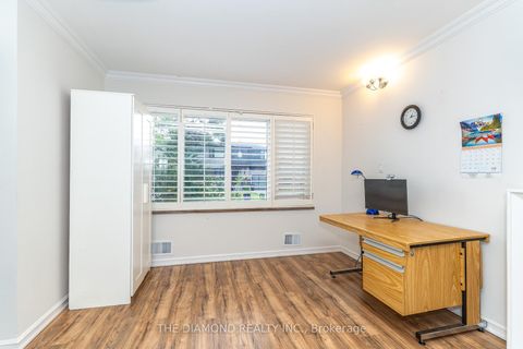 Photo 6 at 75 Glen Agar Drive, Rosethorn, Toronto