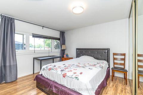 Photo 23 at 75 Glen Agar Drive, Rosethorn, Toronto