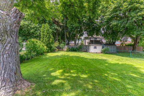 Photo 39 at 75 Glen Agar Drive, Rosethorn, Toronto