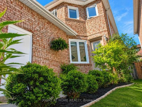 Photo 2 at 267 Pinnacle Trail, Bayview Wellington, Aurora