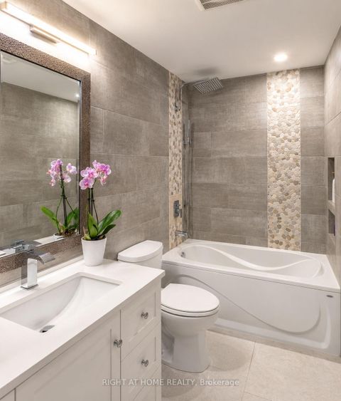 Photo 20 at 267 Pinnacle Trail, Bayview Wellington, Aurora