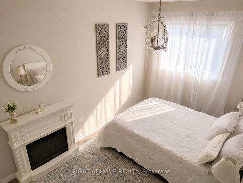 Photo 22 at 267 Pinnacle Trail, Bayview Wellington, Aurora
