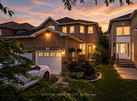 Photo 33 at 267 Pinnacle Trail, Bayview Wellington, Aurora