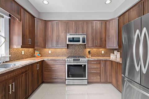 Photo 11 at 59 Carley Crescent, Painswick South, Barrie