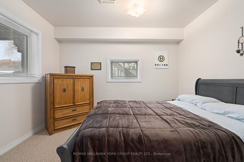 Photo 33 at 59 Carley Crescent, Painswick South, Barrie