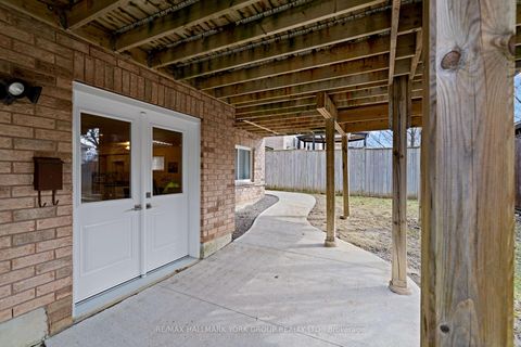 Photo 37 at 59 Carley Crescent, Painswick South, Barrie