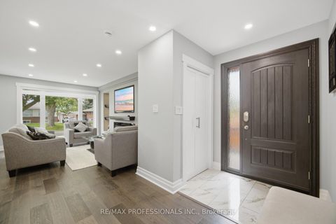 Photo 5 at 9 Tynevale Drive, Richview, Toronto