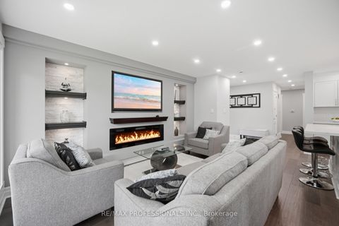 Photo 7 at 9 Tynevale Drive, Richview, Toronto