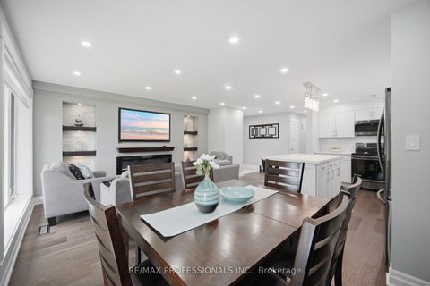 Photo 9 at 9 Tynevale Drive, Richview, Toronto