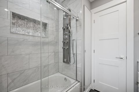Photo 18 at 9 Tynevale Drive, Richview, Toronto