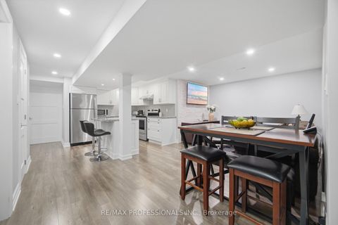Photo 29 at 9 Tynevale Drive, Richview, Toronto